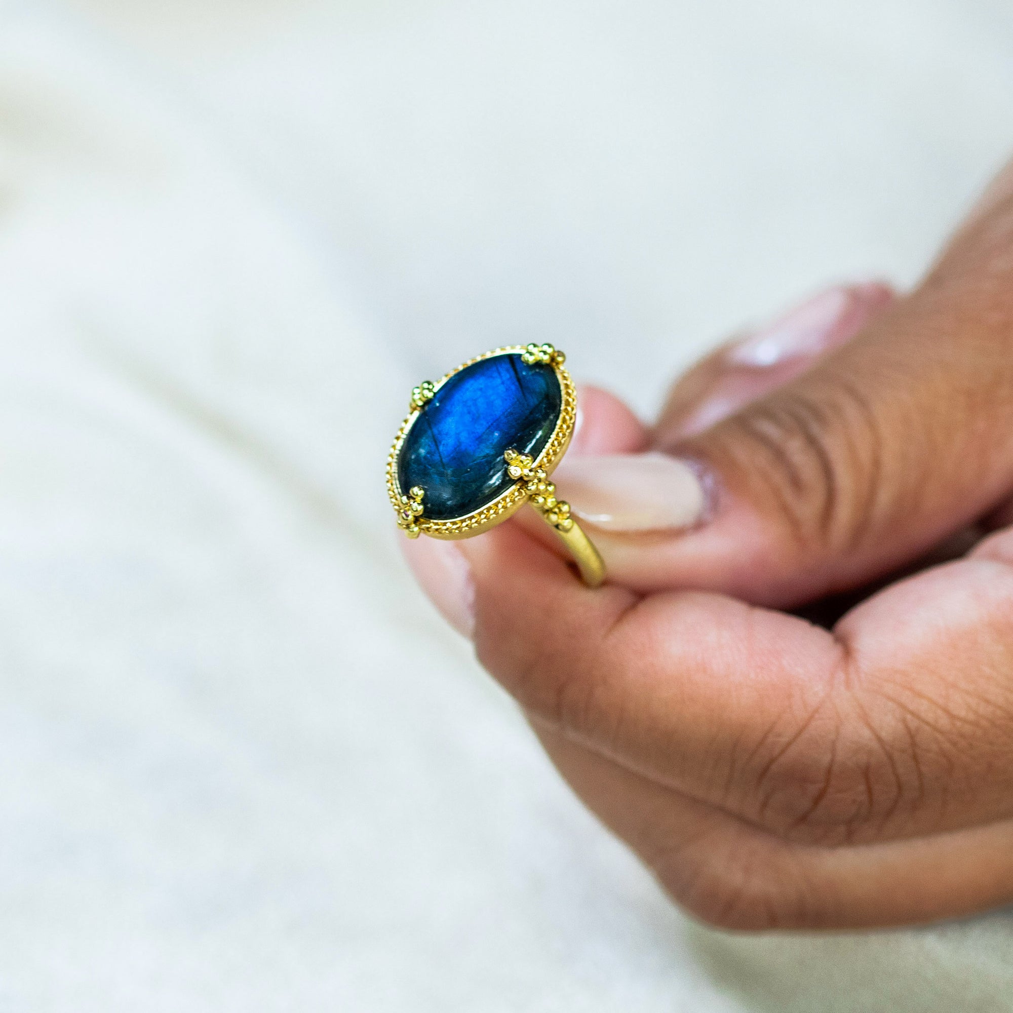 Amáli Labradorite Ring