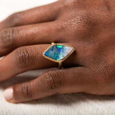 Amáli Boulder Opal Kite Ring