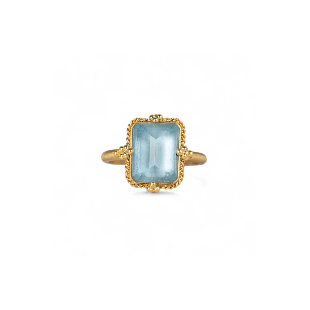 Amáli Serene Aquamarine Ring