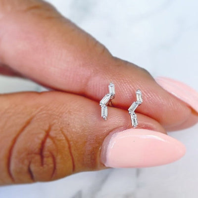 Shy Creation Baguette Diamond Studs