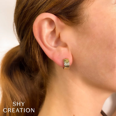 Shy Creation Fluted Diamond Huggie Hoops