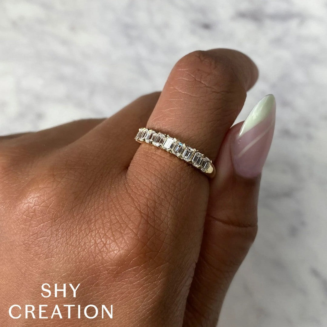 Shy Creation Emerald Cut Diamond Ring