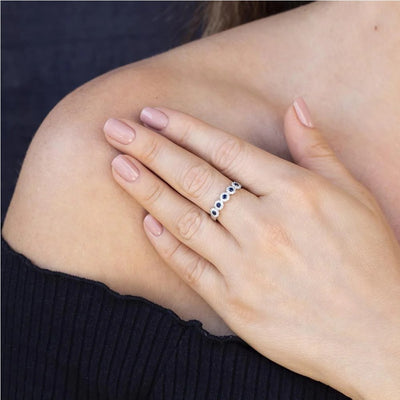 Shy Creation Sapphire & Diamond Ring
