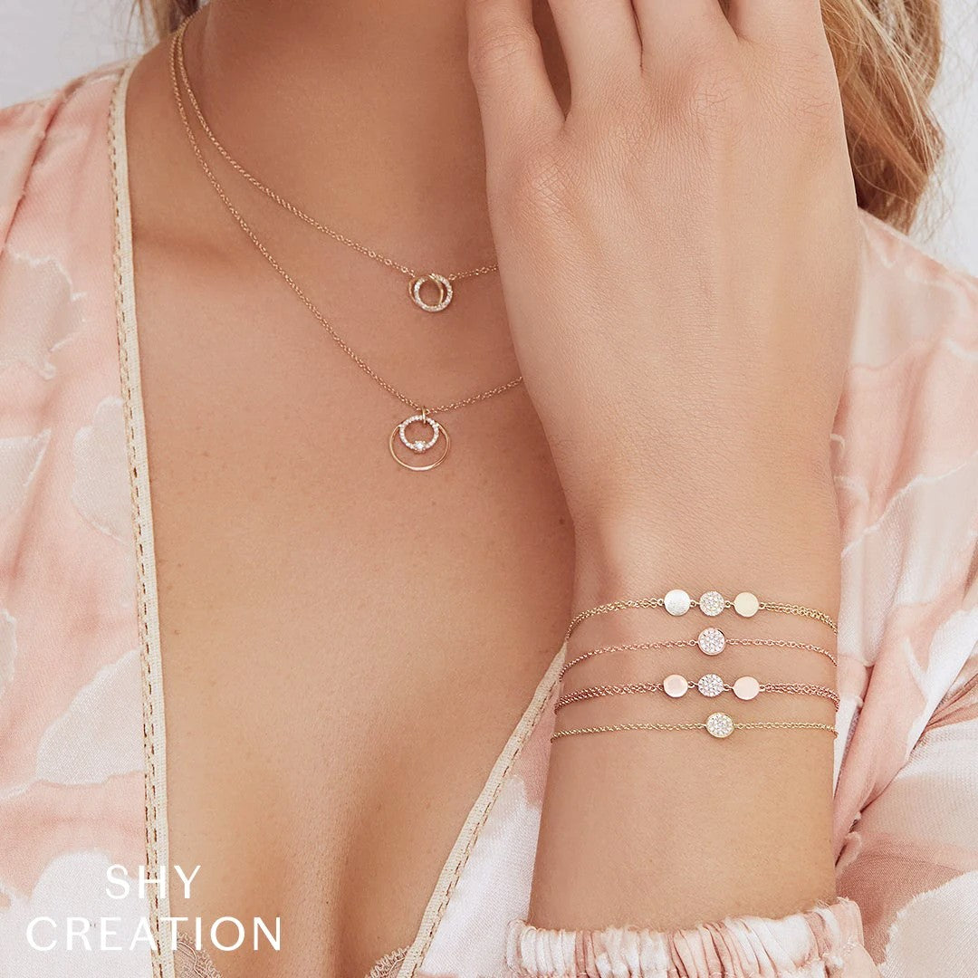 Shy Creation Diamond Pave Circle Bracelet