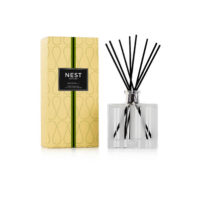 NEST Fragrances Reed Diffuser in Grapefruit