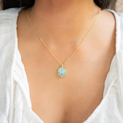 AMÁLI Ethiopian Opal Oval Pendant Necklace