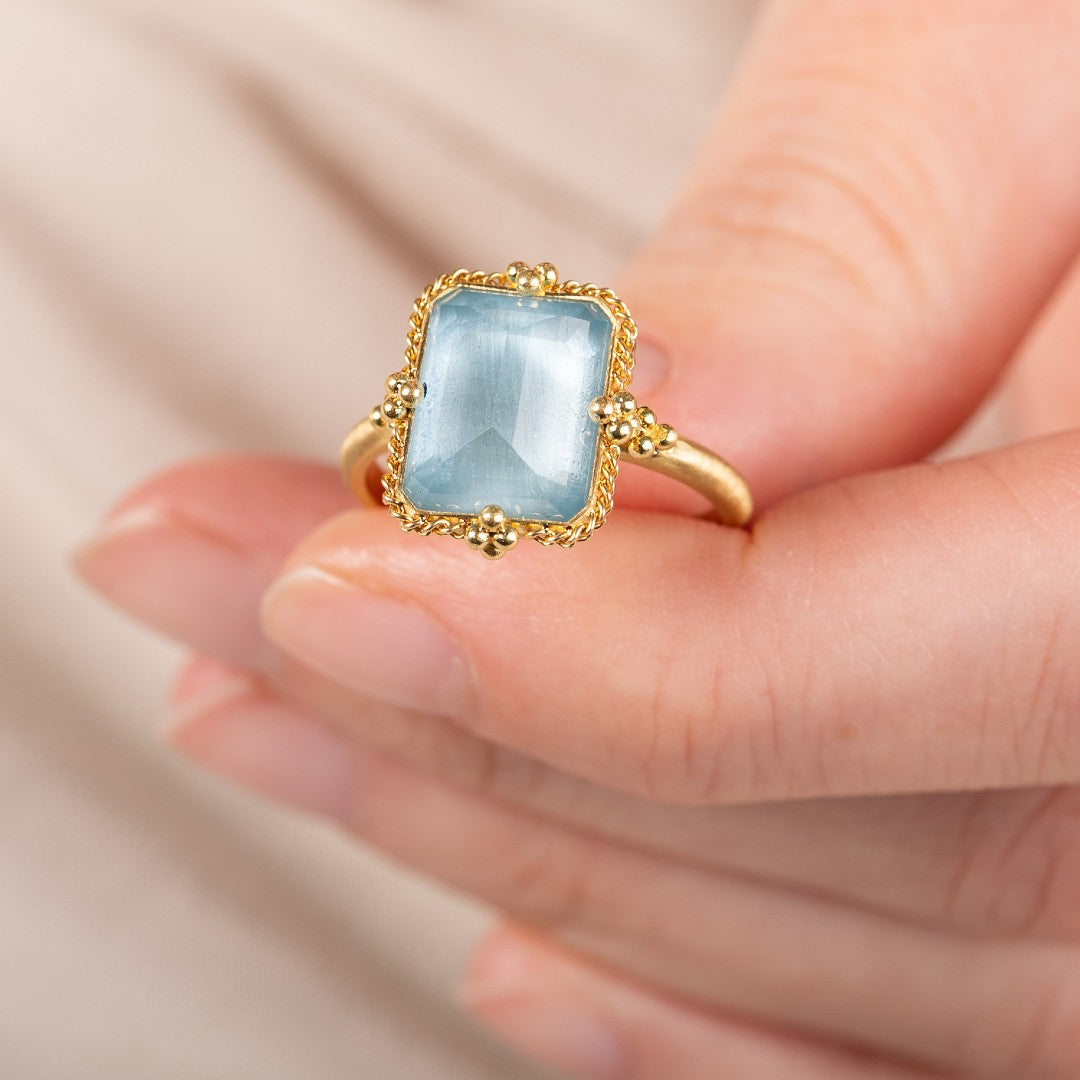 Amáli Serene Aquamarine Ring