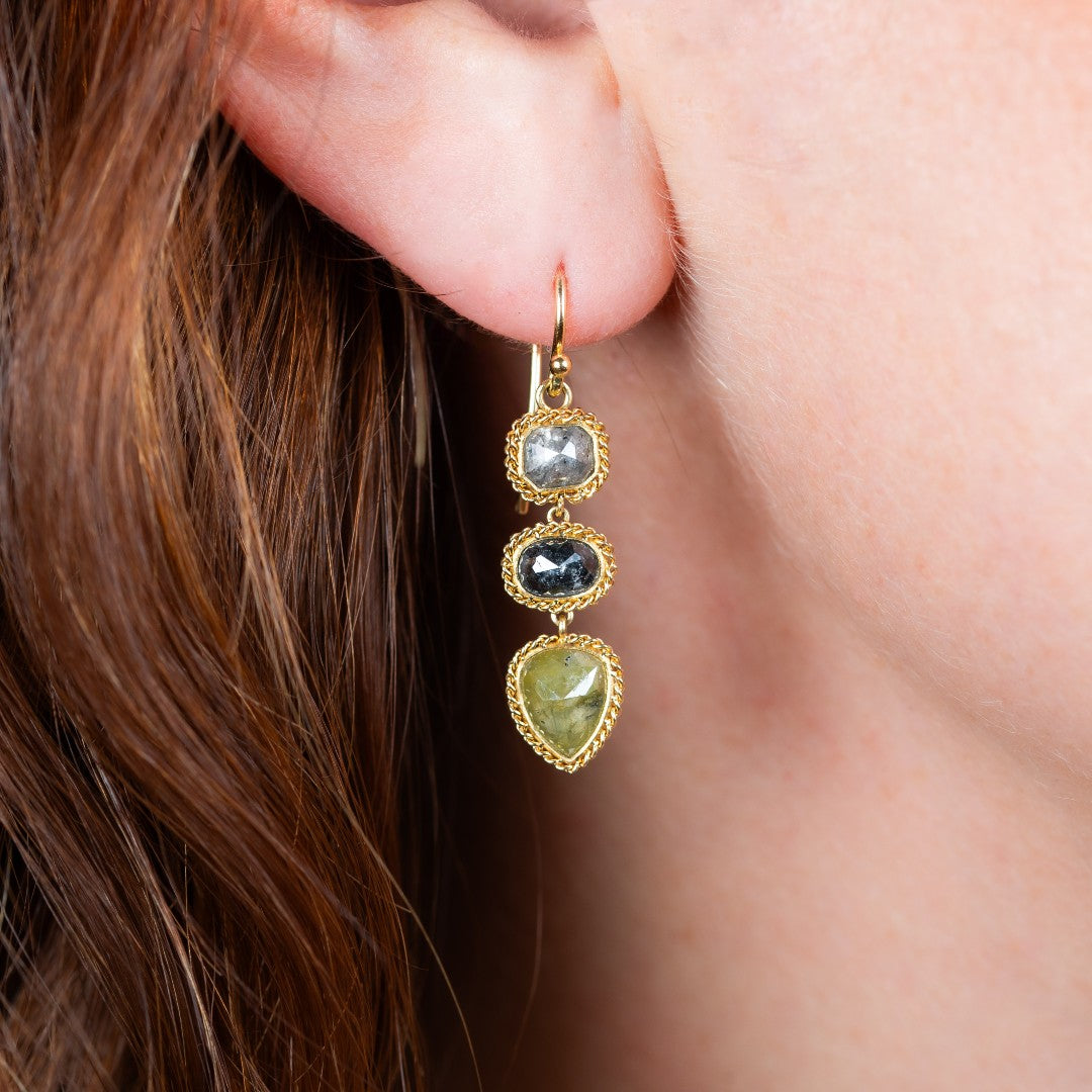 Amáli Mixed Diamond Earrings