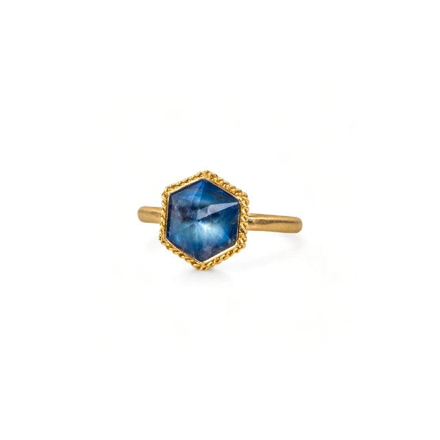 Amáli Moonstone Hexagon Ring