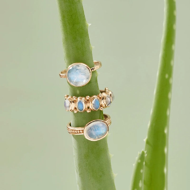 Anzie Méditerranée Moonstone Oval Arch Ring