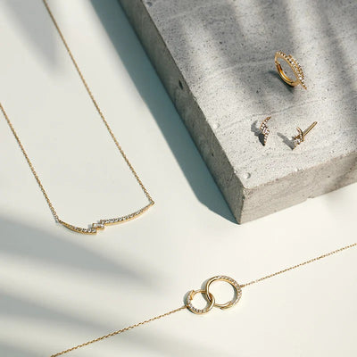 AURELIE GI Gianna White Sapphire Swirl Single Hoop