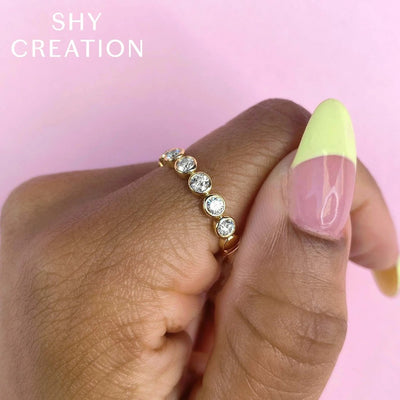 Shy Creation Diamond Bezel Ring