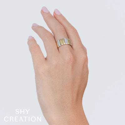 Shy Creation Diamond Fluted Ring