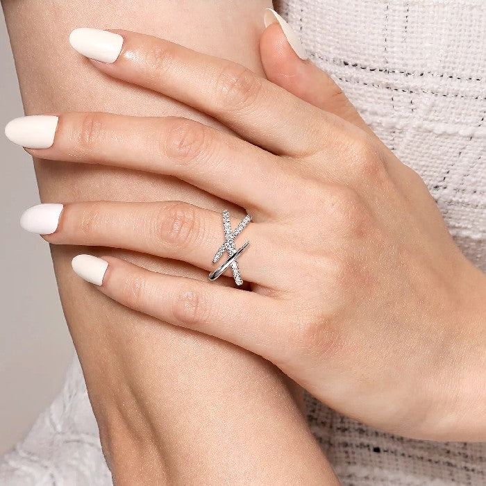 Gabriel & Co. Graduating Diamond Spike Criss Cross Ring