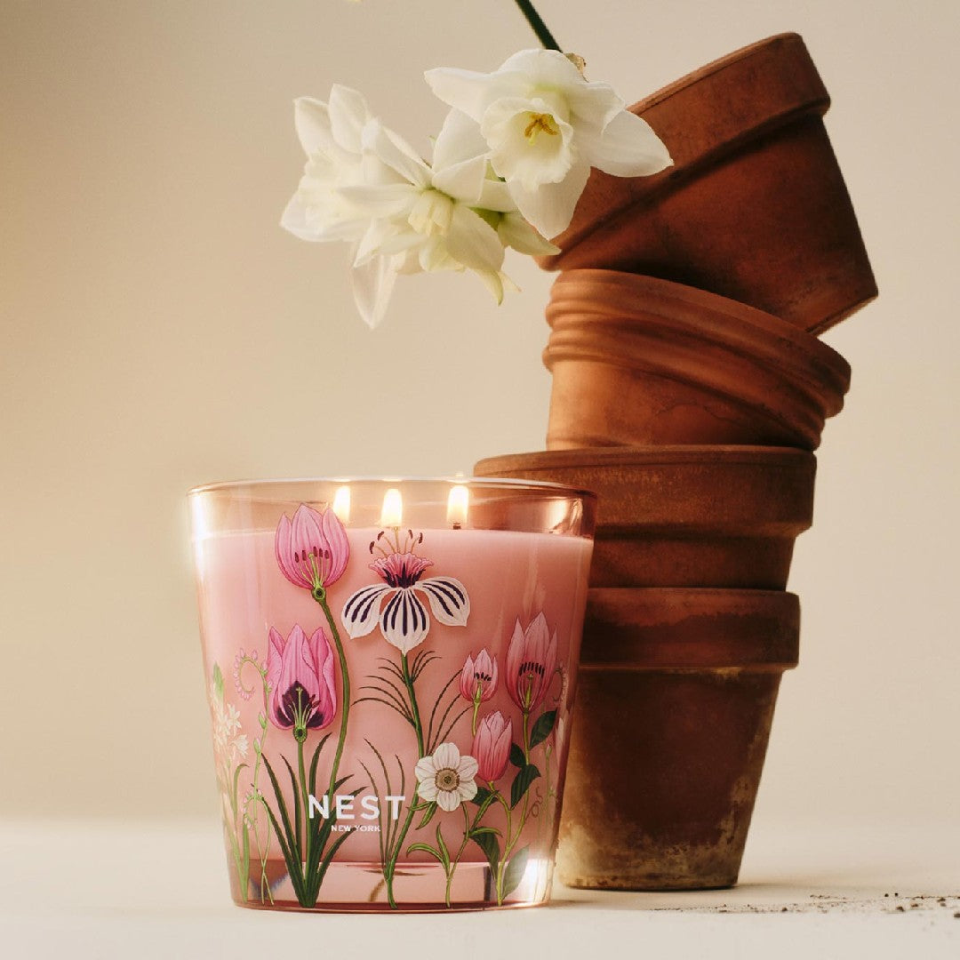 NEST Fragrances Decorative 3-Wick Candle in Himalayan Salt & Rosewater