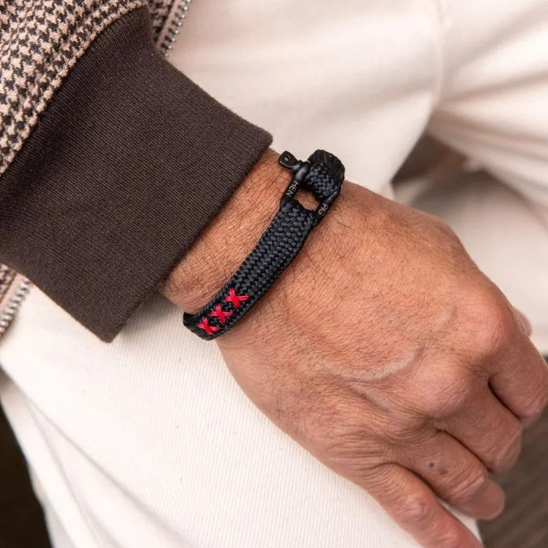 Pig & Hen Sharp Simon COA Black | Black Men's Bracelet