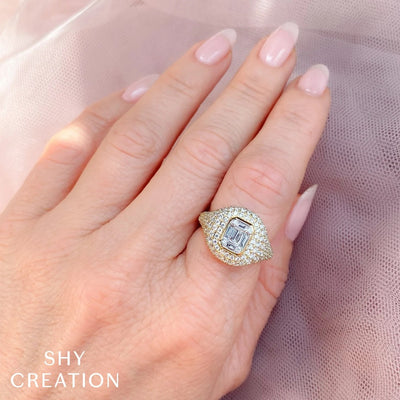 Shy Creation Baguette Diamond Pave Signet Ring