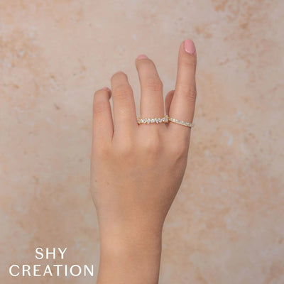 Shy Creation Baguette & Round Diamond Ring