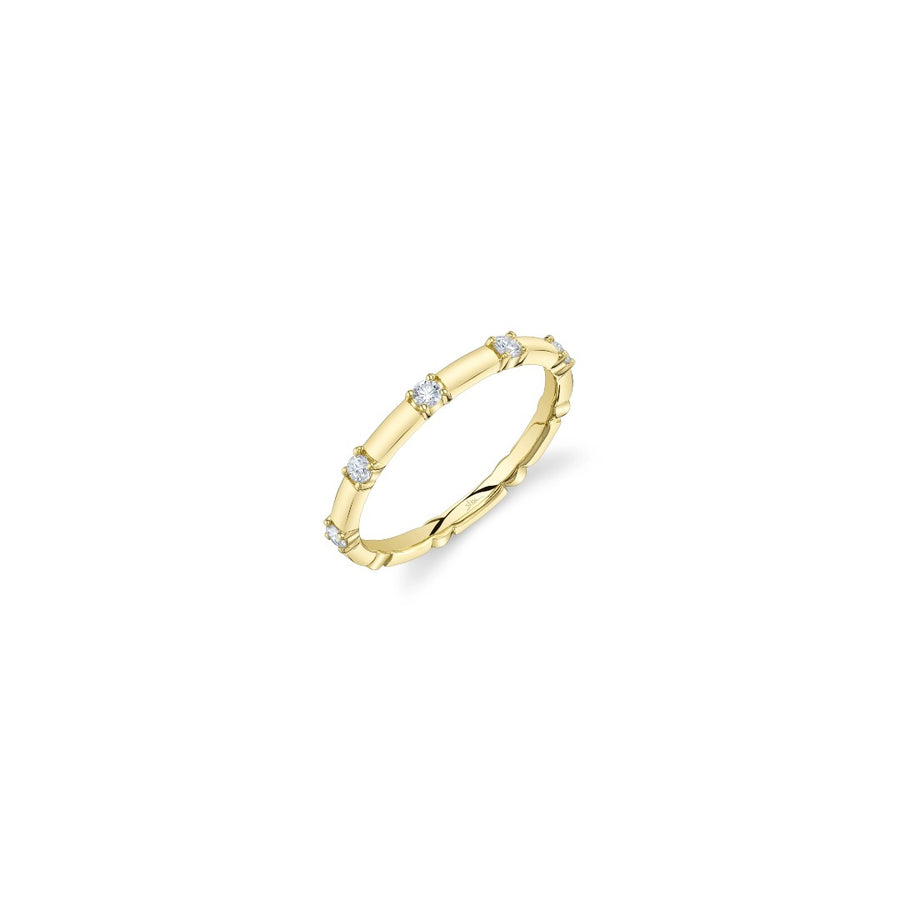 Shy Creation Diamond Station Ring
